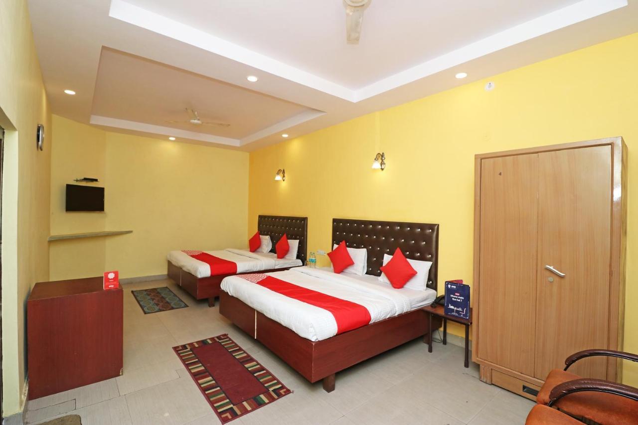 Oyo 14179 Panchvati Hotell Dehradun Eksteriør bilde