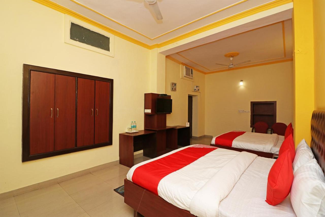 Oyo 14179 Panchvati Hotell Dehradun Eksteriør bilde